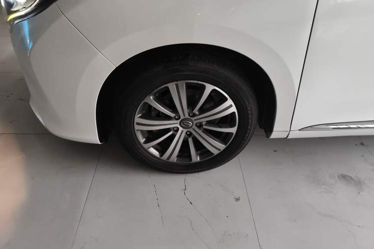 Used GAC Trumpchi M8 2018 320T Luxury Edition Left Front Wheel Hub