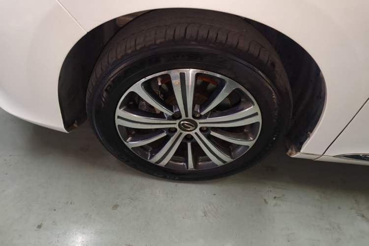 Used GAC Trumpchi M8 2018 320T Luxury Edition Left Front Wheel Hub