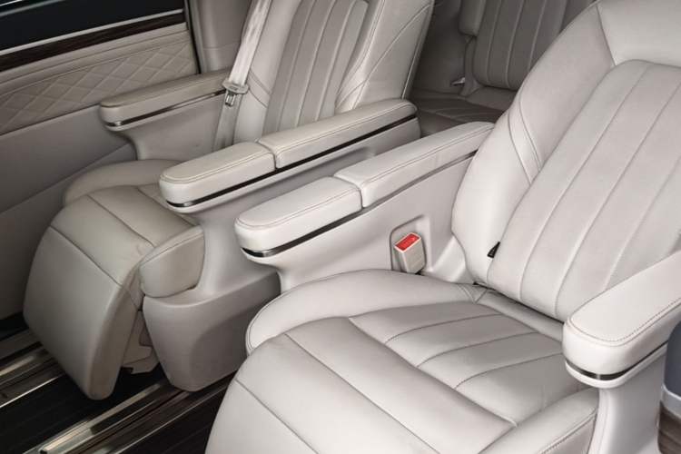Used GAC Trumpchi M8 2018 320T Flagship Edition Left Rear Seat