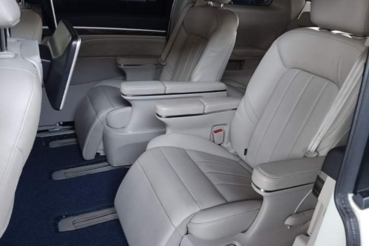 Used GAC Trumpchi M8 2018 320T Flagship Edition Left Rear Seat