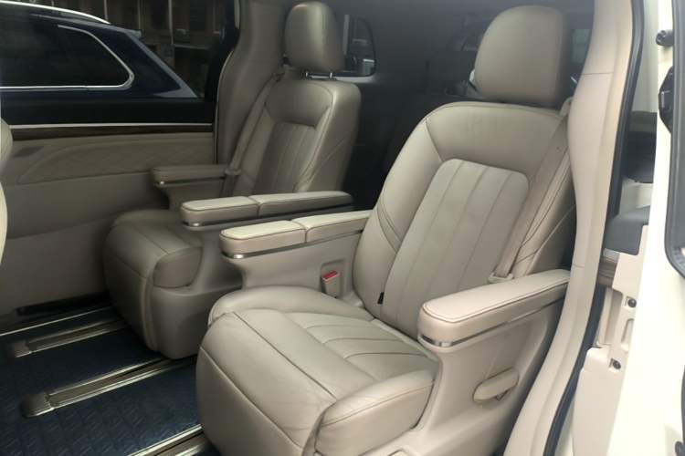 Used GAC Trumpchi M8 2018 320T Luxury Edition Left Rear Seat
