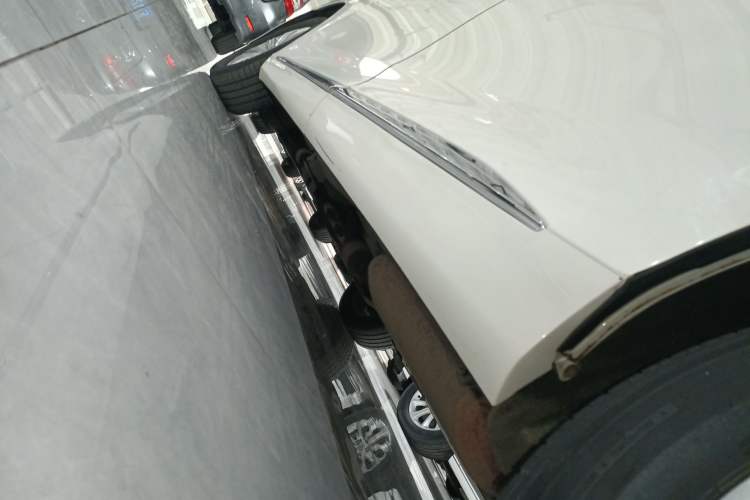 Used GAC Trumpchi M8 2018 320T Luxury Edition Left Side Sill