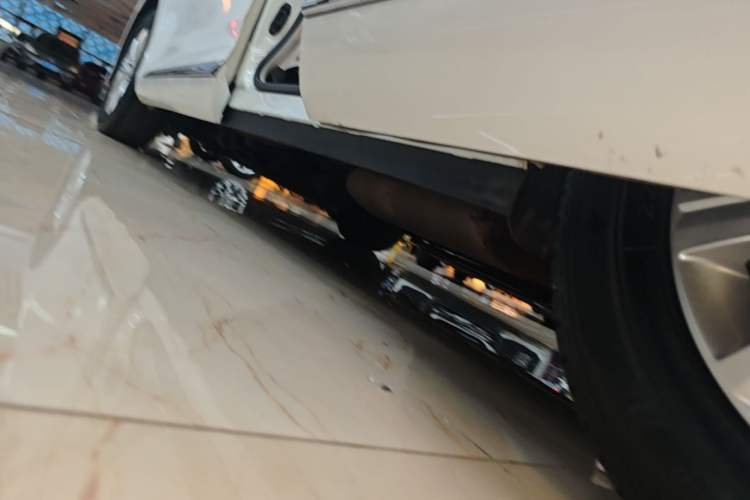 Used GAC Trumpchi M8 2018 320T Luxury Edition Left Side Sill