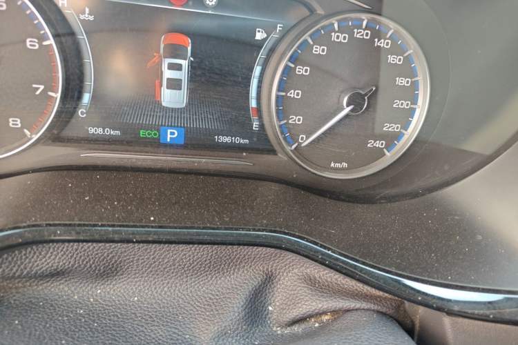 Used GAC Trumpchi M8 2018 320T Luxury Edition Odometer Close Up