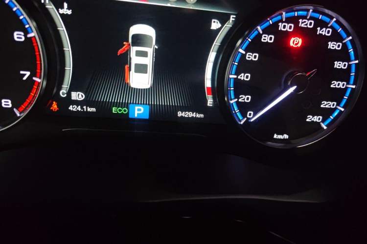 Used GAC Trumpchi M8 2018 320T Flagship Edition Odometer Close Up