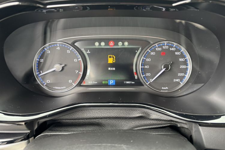 Used GAC Trumpchi M8 2018 320T Luxury Edition Odometer Close Up