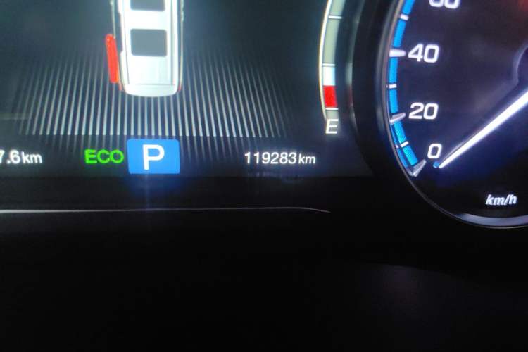 Used GAC Trumpchi M8 2018 320T Luxury Edition Odometer Close Up