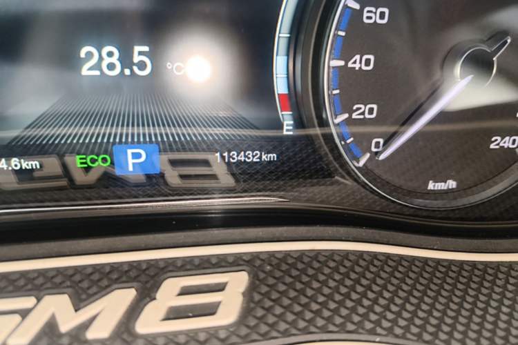 Used GAC Trumpchi M8 2018 320T Luxury Edition Odometer Close Up