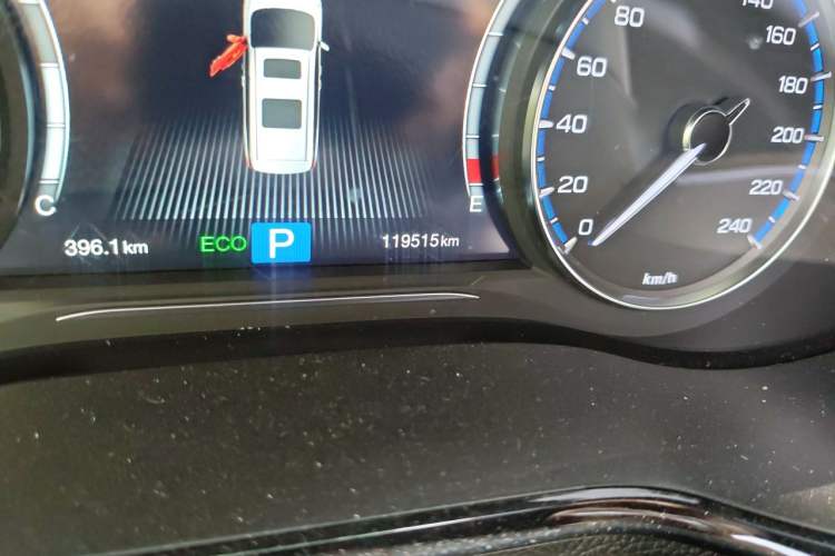 Used GAC Trumpchi M8 2018 320T Luxury Edition Odometer Close Up