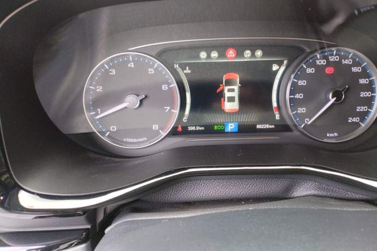 Used GAC Trumpchi M8 2018 320T Luxury Edition Odometer Close Up
