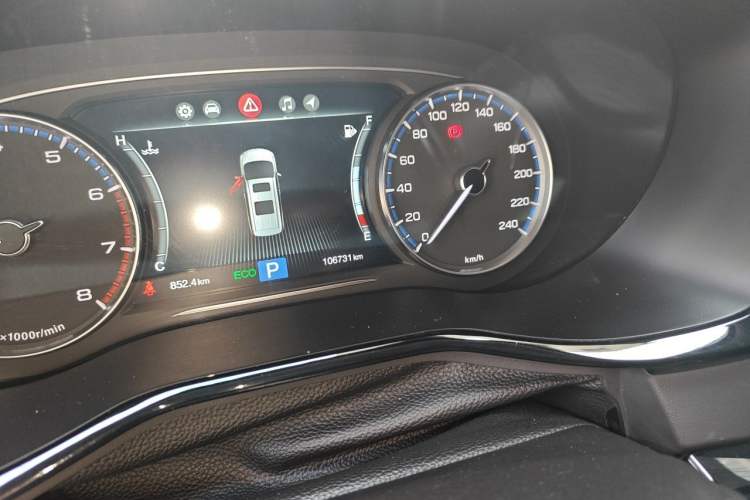 Used GAC Trumpchi M8 2018 320T Luxury Edition Odometer Close Up