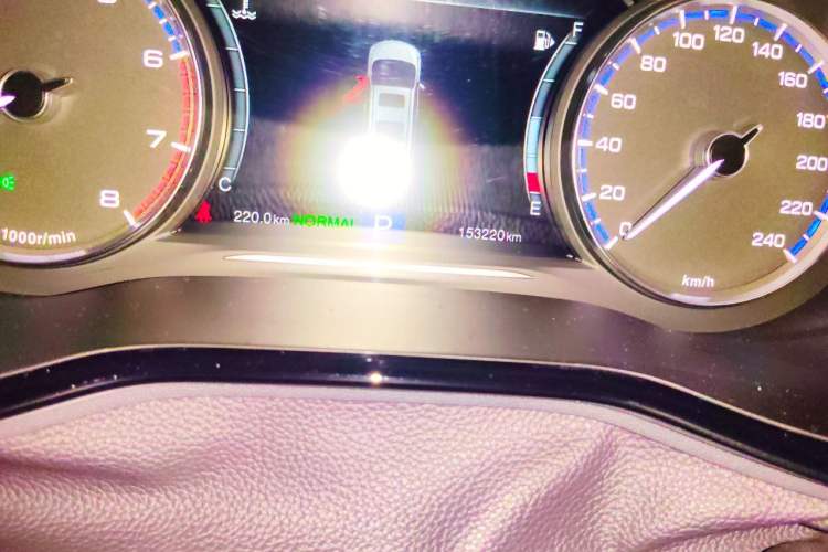 Used GAC Trumpchi M8 2018 320T Luxury Edition Odometer Close Up