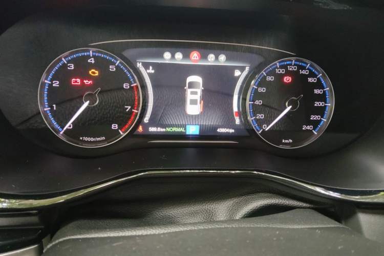 Used GAC Trumpchi M8 2018 320T Luxury Edition Odometer Close Up