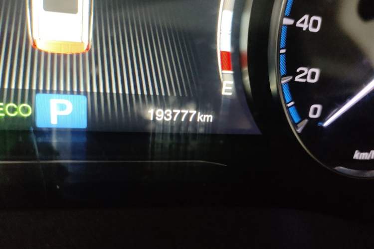 Used GAC Trumpchi M8 2018 320T Luxury Edition Odometer Close Up