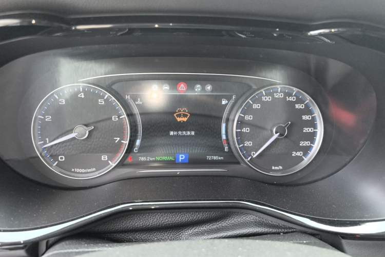Used GAC Trumpchi M8 2018 320T Luxury Edition Odometer Close Up