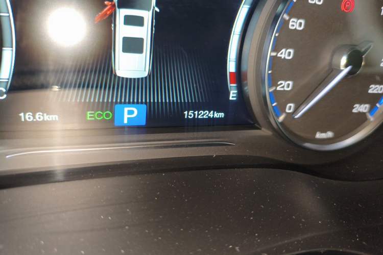 Used GAC Trumpchi M8 2018 320T Luxury Edition Odometer Close Up