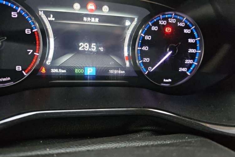 Used GAC Trumpchi M8 2018 320T Luxury Edition Odometer Close Up