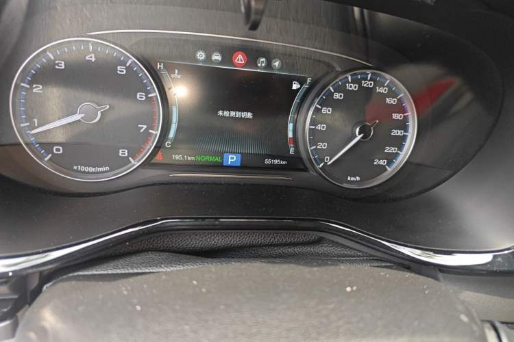 Used GAC Trumpchi M8 2018 320T Flagship Edition Odometer Close Up