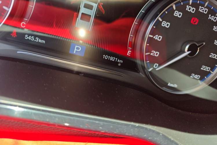 Used GAC Trumpchi M8 2018 320T Luxury Edition Odometer Close Up