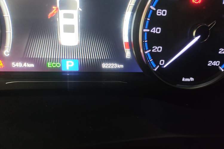 Used GAC Trumpchi M8 2018 320T Luxury Edition Odometer Close Up