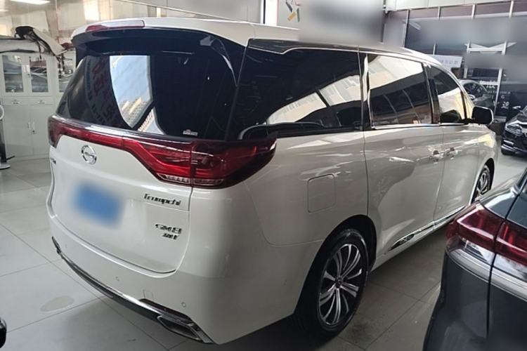 Used GAC Trumpchi M8 2018 320T Flagship Edition Rear Right 45 Deg
