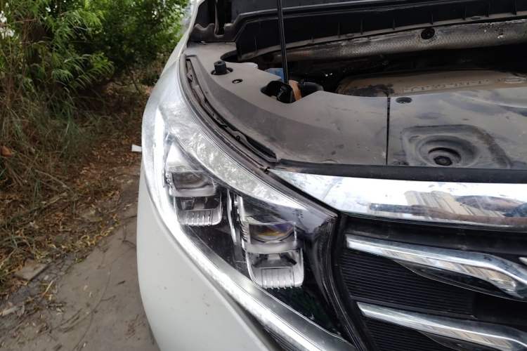 Used GAC Trumpchi M8 2018 320T Luxury Edition Right Front Headlight