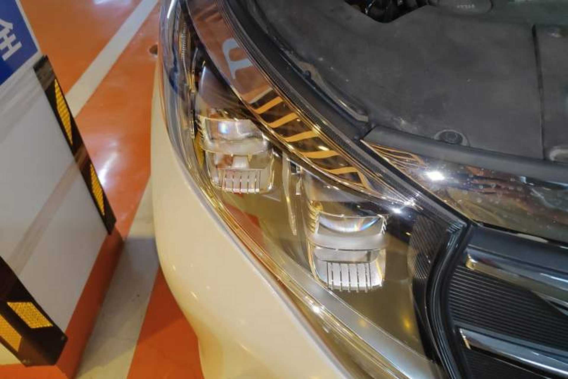 Used GAC Trumpchi M8 2018 320T Flagship Edition Right Front Headlight