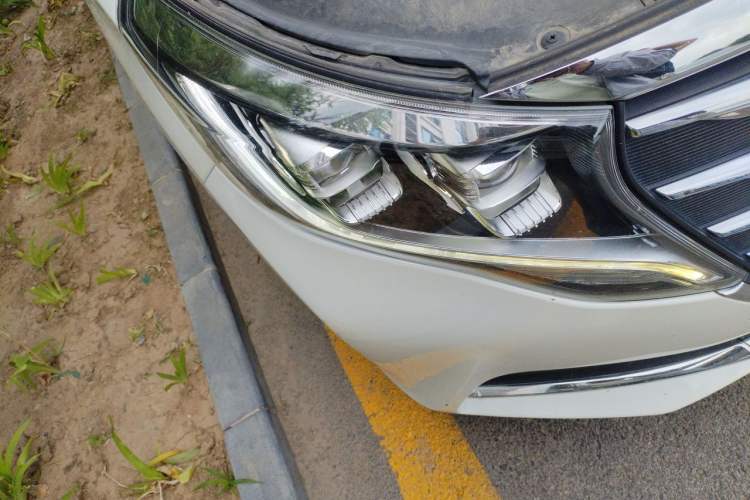 Used GAC Trumpchi M8 2018 320T Luxury Edition Right Front Headlight