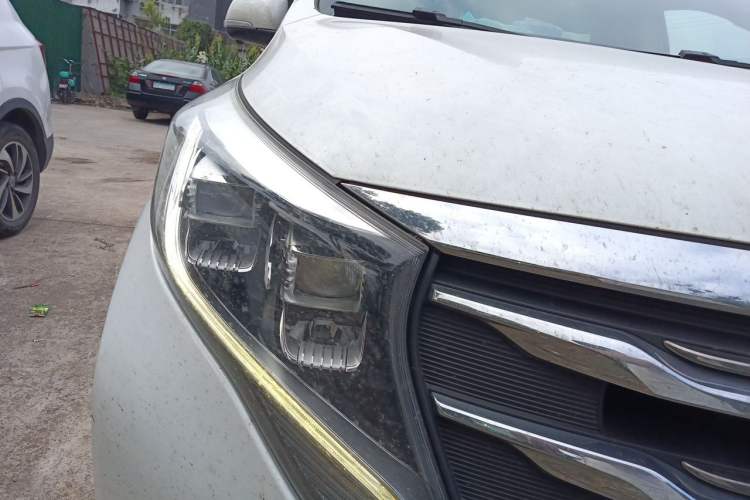 Used GAC Trumpchi M8 2018 320T Luxury Edition Right Front Headlight