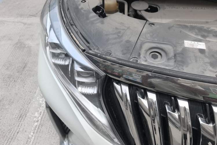 Used GAC Trumpchi M8 2018 320T Luxury Edition Right Front Headlight