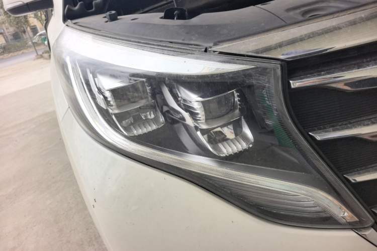 Used GAC Trumpchi M8 2018 320T Luxury Edition Right Front Headlight