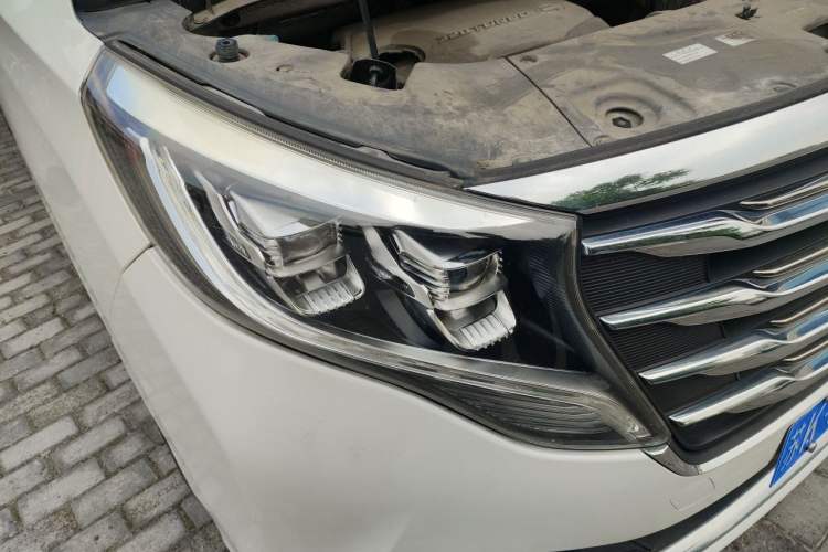 Used GAC Trumpchi M8 2018 320T Luxury Edition Right Front Headlight