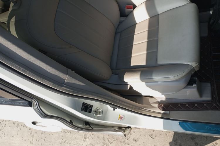 Used GAC Trumpchi M8 2018 320T Luxury Edition Right Front Seat