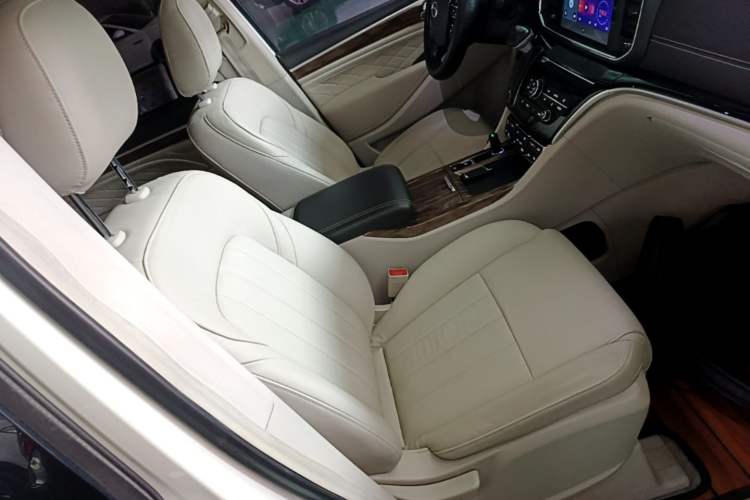 Used GAC Trumpchi M8 2018 320T Luxury Edition Right Front Seat