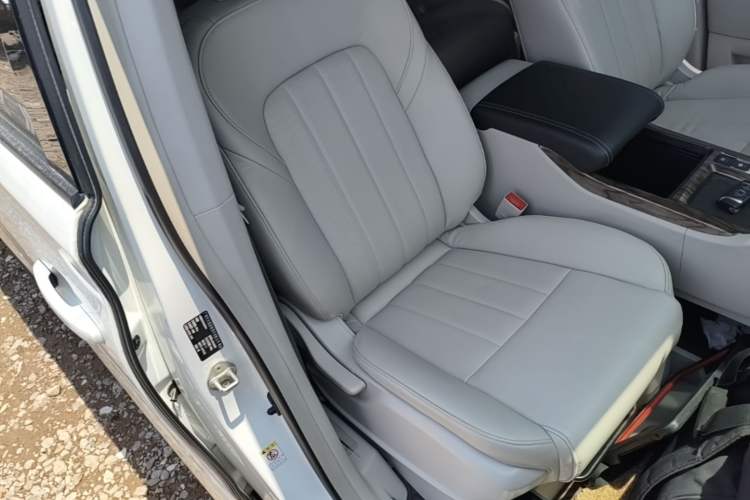 Used GAC Trumpchi M8 2018 320T Luxury Edition Right Front Seat