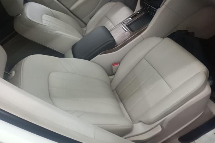 Used GAC Trumpchi M8 2018 320T Luxury Edition Right Front Seat