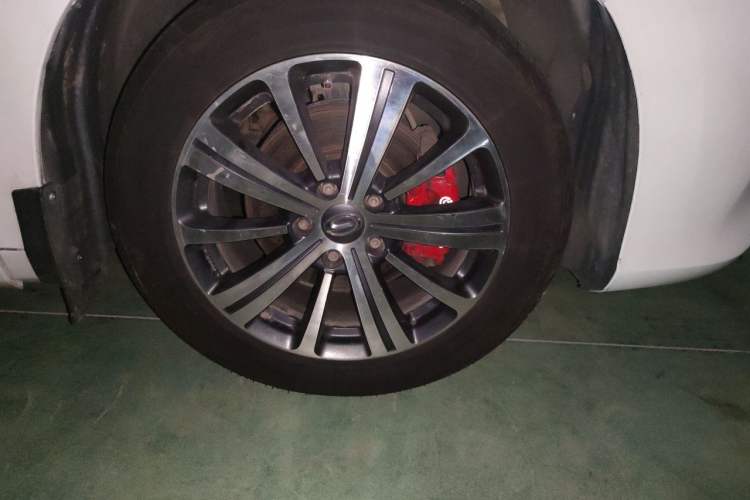 Used GAC Trumpchi M8 2018 320T Luxury Edition Right Front Wheel Hub