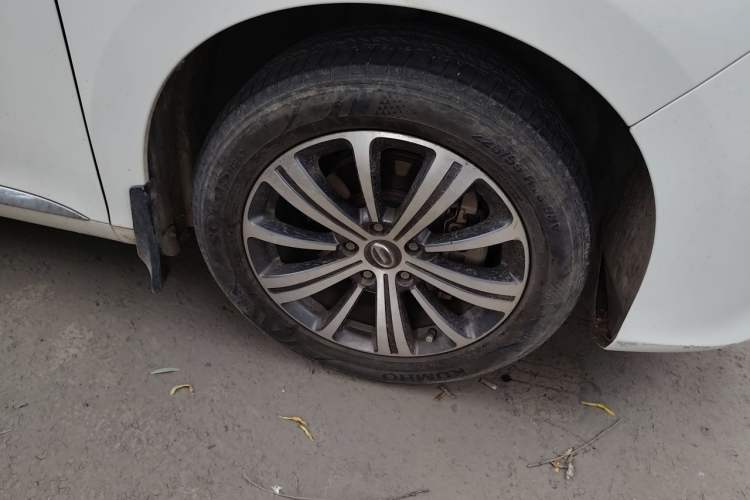 Used GAC Trumpchi M8 2018 320T Luxury Edition Right Front Wheel Hub