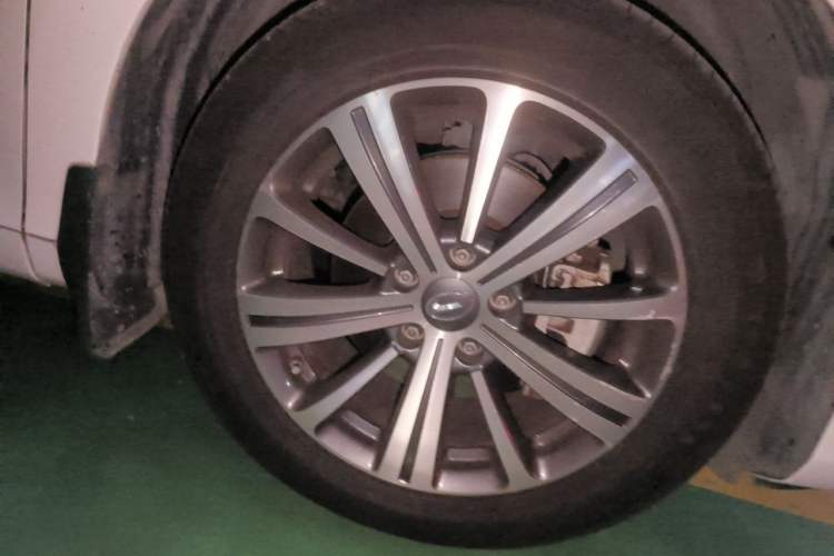 Used GAC Trumpchi M8 2018 320T Luxury Edition Right Front Wheel Hub