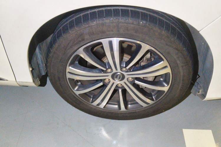 Used GAC Trumpchi M8 2018 320T Luxury Edition Right Front Wheel Hub