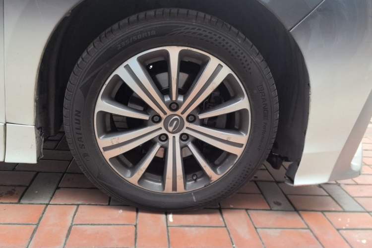 Used GAC Trumpchi M8 2018 320T Luxury Edition Right Front Wheel Hub
