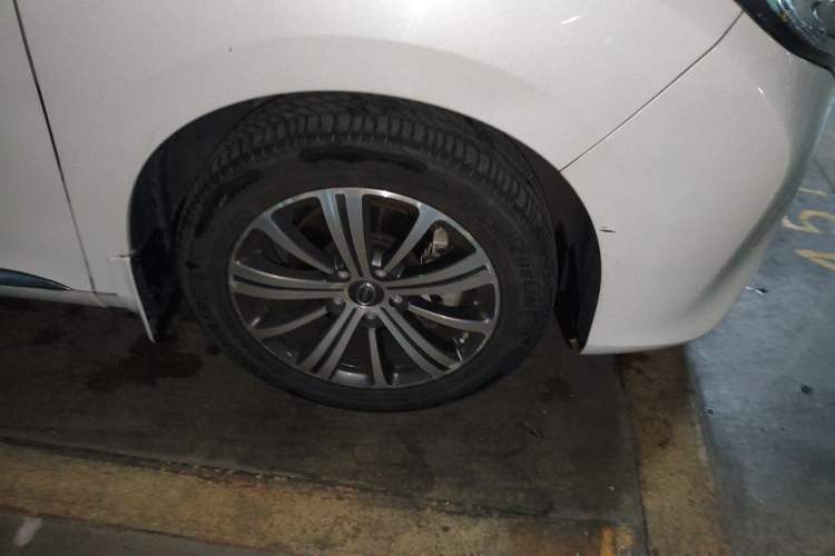Used GAC Trumpchi M8 2018 320T Luxury Edition Right Front Wheel Hub