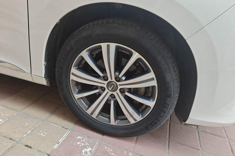 Used GAC Trumpchi M8 2018 320T Luxury Edition Right Front Wheel Hub