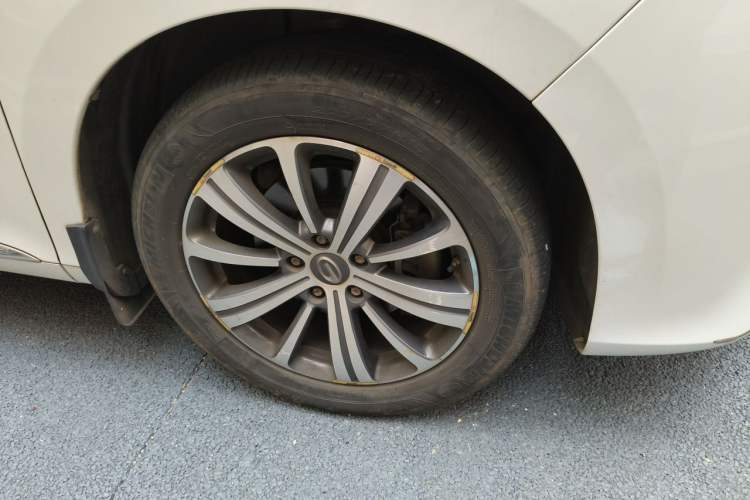 Used GAC Trumpchi M8 2018 320T Luxury Edition Right Front Wheel Hub
