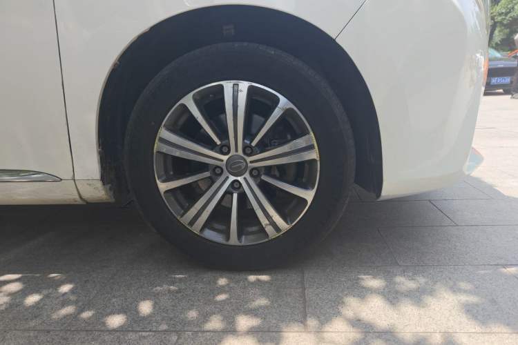 Used GAC Trumpchi M8 2018 320T Luxury Edition Right Front Wheel Hub