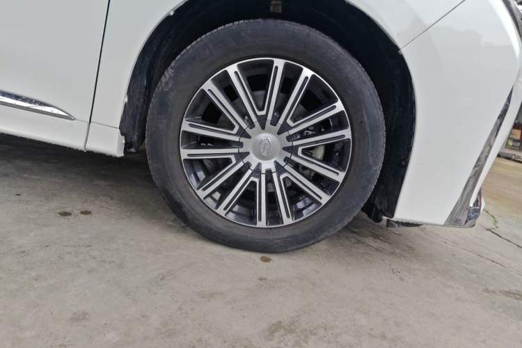 Used GAC Trumpchi M8 2018 320T Luxury Edition Right Front Wheel Hub