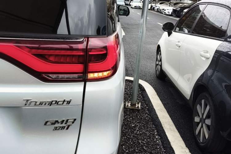 Used GAC Trumpchi M8 2018 320T Flagship Edition Right Rear Taillight