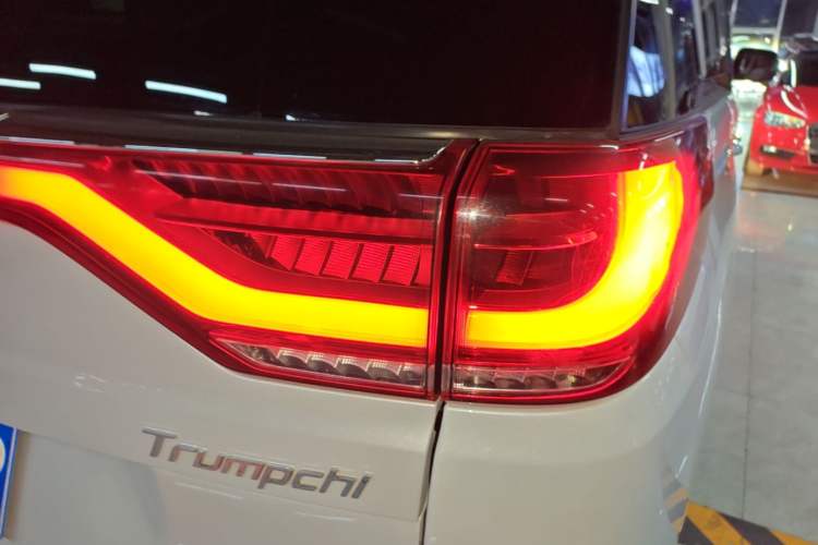 Used GAC Trumpchi M8 2018 320T Luxury Edition Right Rear Taillight