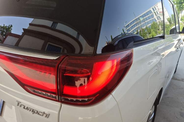 Used GAC Trumpchi M8 2018 320T Luxury Edition Right Rear Taillight