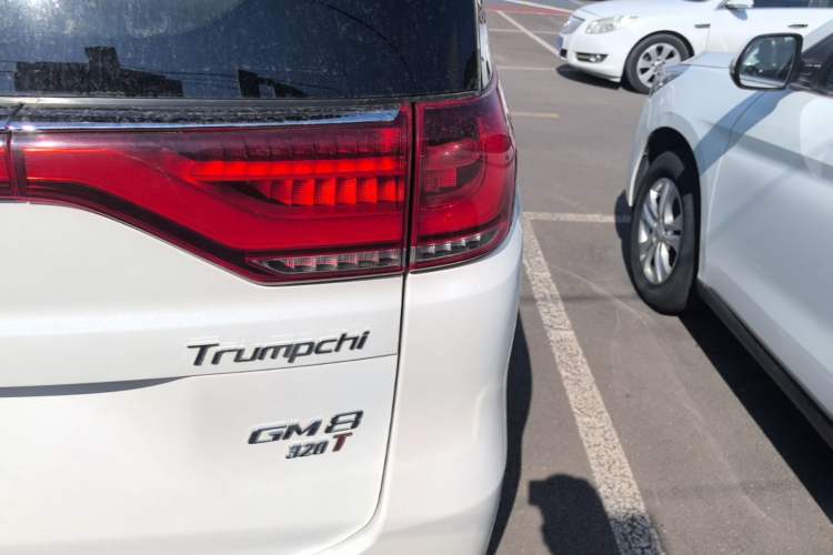 Used GAC Trumpchi M8 2018 320T Luxury Edition Right Rear Taillight